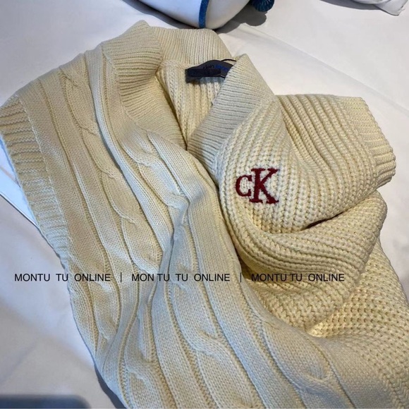 CK V-neck sleeveless sweater/sundress - Picture 4 of 5